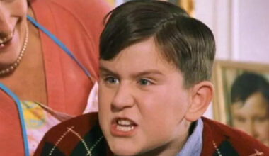 Harry Melling Harry Potter